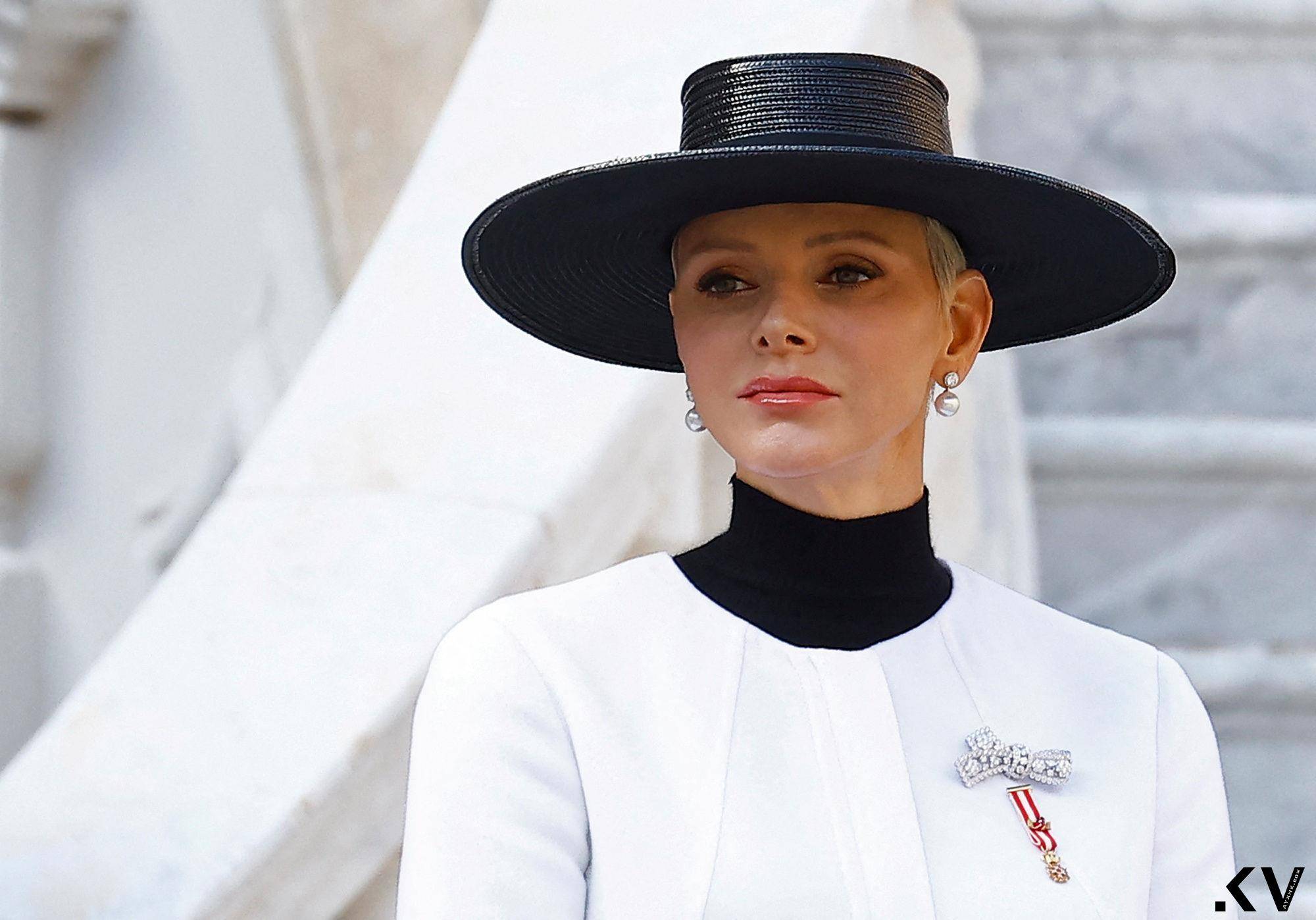 摩纳哥王室把香奈儿当制服穿　“最美王子妃”Dior红装突围 奢侈品牌 图2张